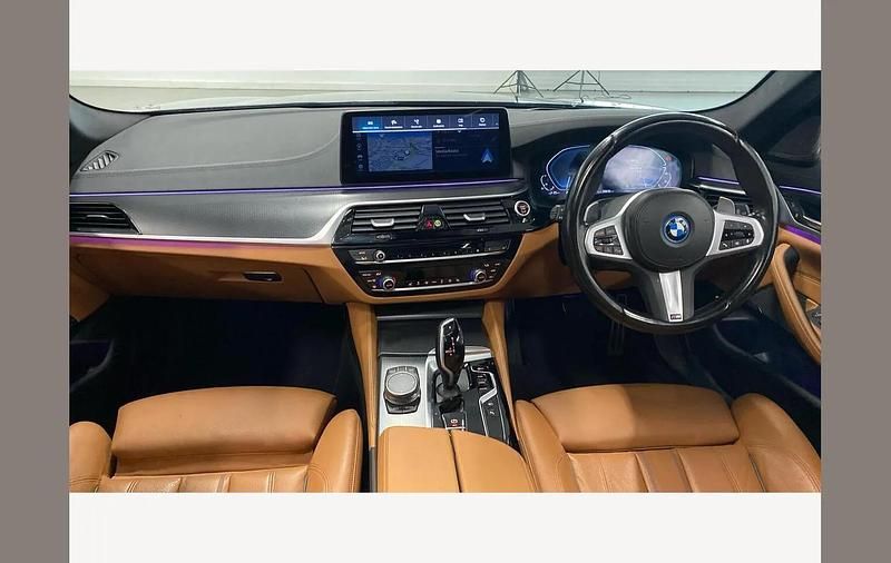 Used BMW 530e M Sport 292 HP (214 kW) 2023 Black Estate