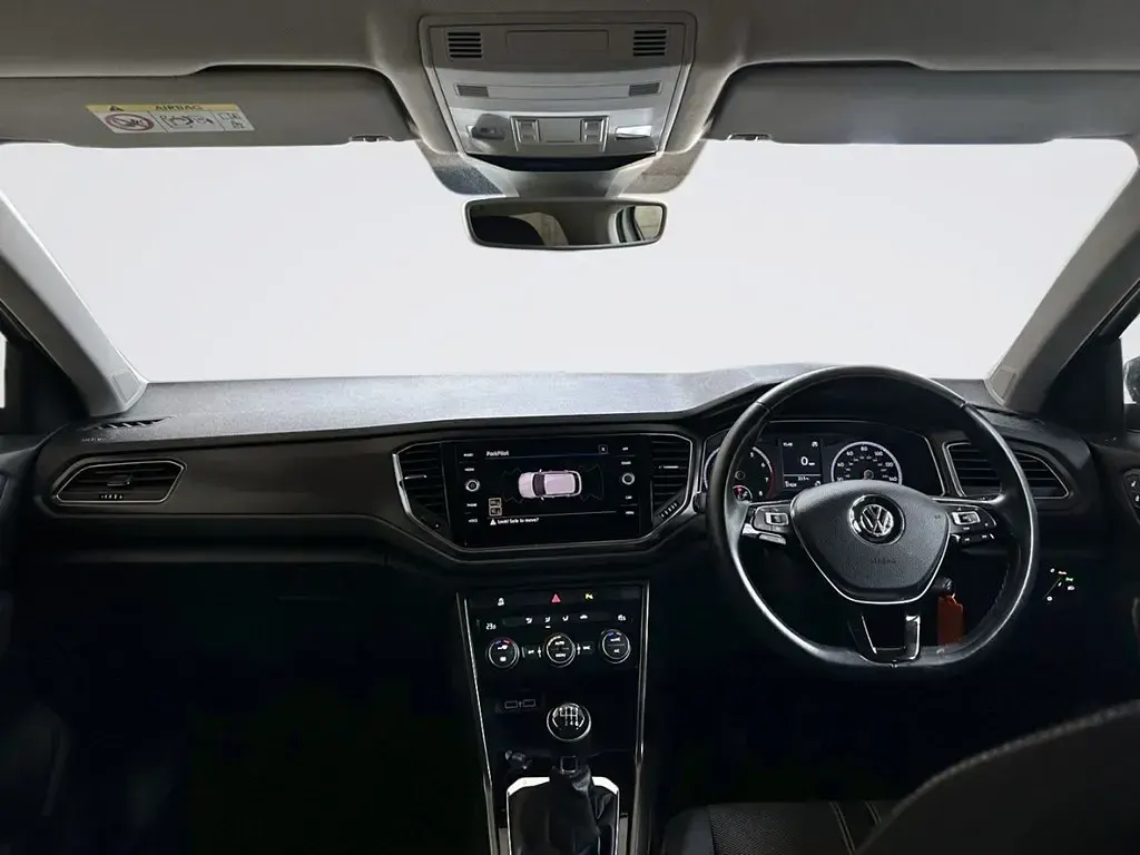 Second-hand VW T-Roc Design 115 CP (84 kW) 2019 Alb SUV