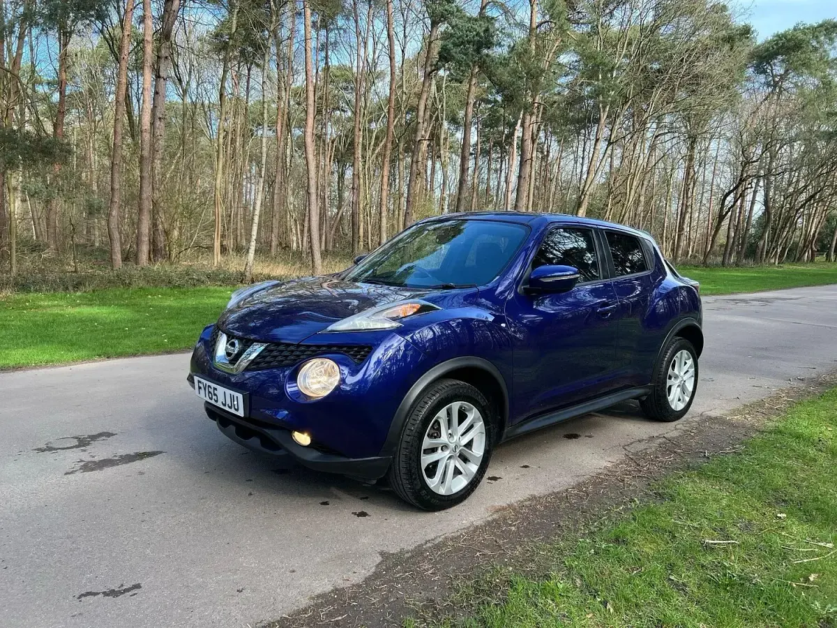 Used Nissan Juke Acenta Premium 117 HP (86 kW) 2015 Blue SUV