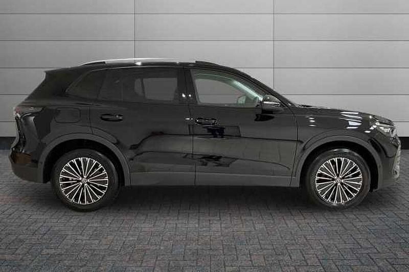 New VW Tiguan 150 HP (110 kW) 2025 SUV