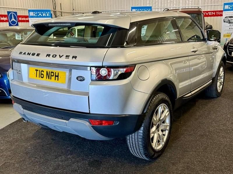 Used Land Rover Range Rover evoque Pure 150 HP (110 kW) 2013 Silver SUV
