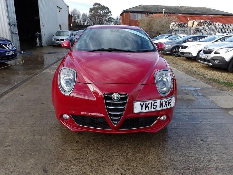 Used Alfa Romeo MiTo Sprint 85 HP (62 kW) 2015 Red Hatchback