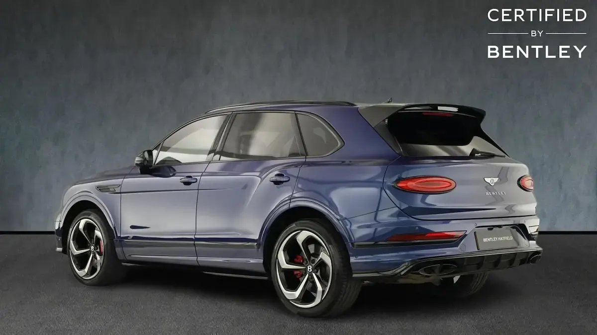 Used Bentley Bentayga 2024 Light sapphire SUV