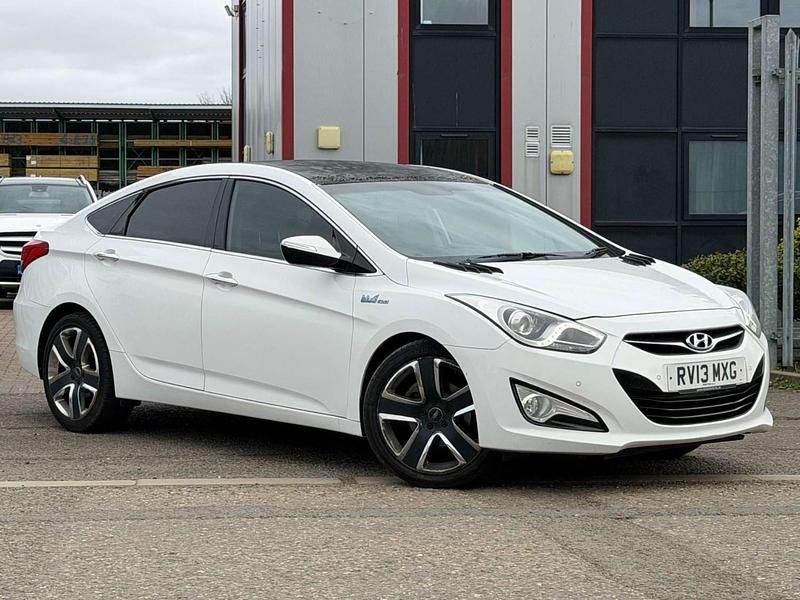 Used Hyundai i40 Style 136 HP (100 kW) 2013 White Sedan