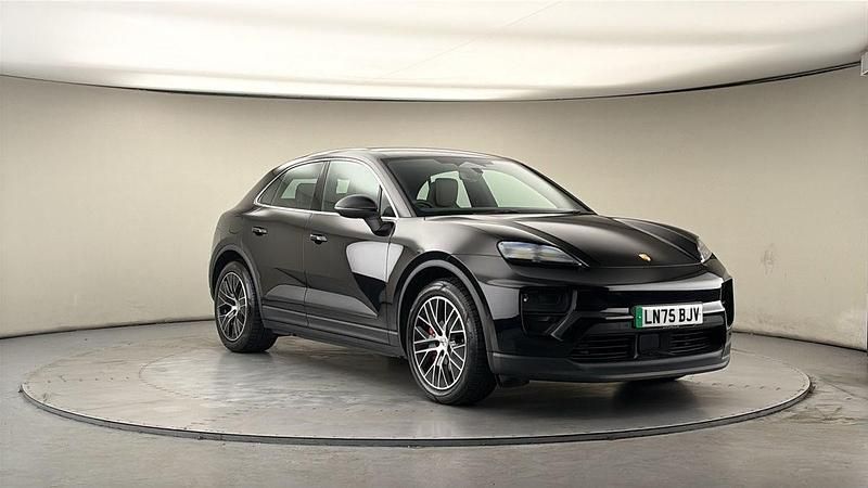 Used Porsche Macan 379 kW (516 HP) 2025 Black SUV