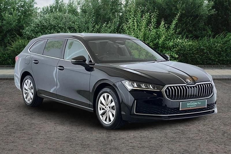Black Used 2024 Skoda Superb SE Technology Estate | £28,690 (A bit pricey) - Image 1/3