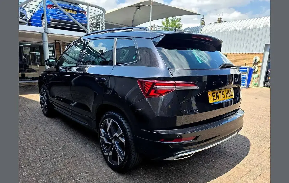 Used Skoda Karoq SportLine 190 HP (139 kW) 2026 Black magic pearl effect SUV