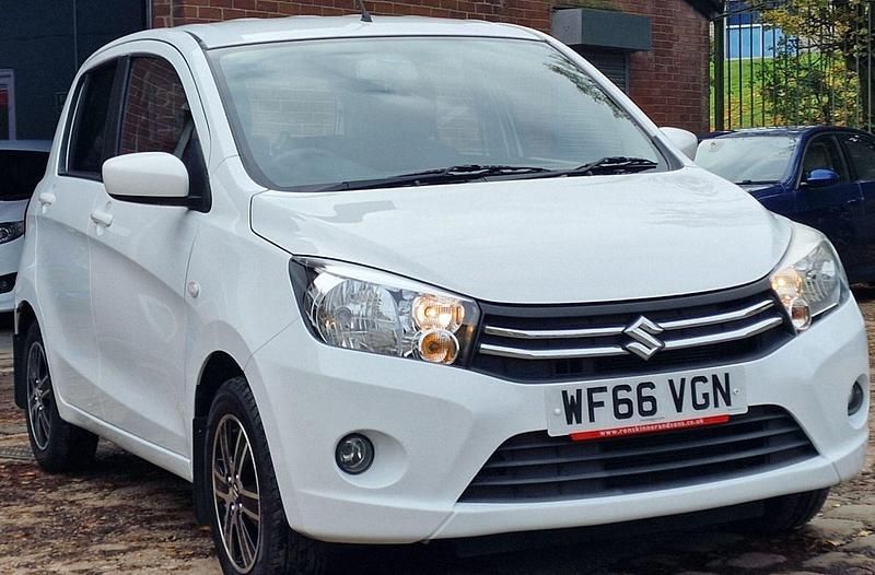 Used Suzuki Celerio SZ4 68 HP (50 kW) 2016 White Hatchback