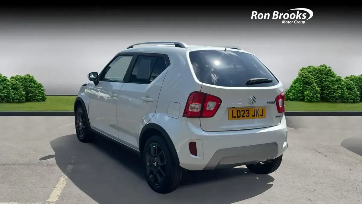 Used Suzuki Ignis SZ5 2023 White SUV