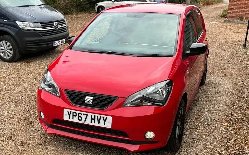 Used Seat Mii Design 60 HP (44 kW) 2017 Red Hatchback