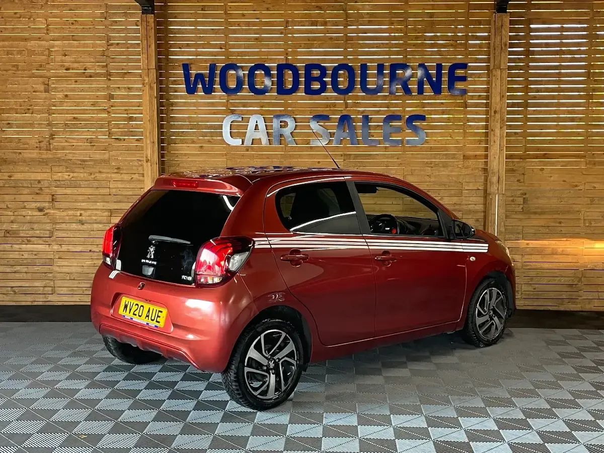 Used Peugeot 108 Collection 72 HP (52 kW) 2020 Red Hatchback