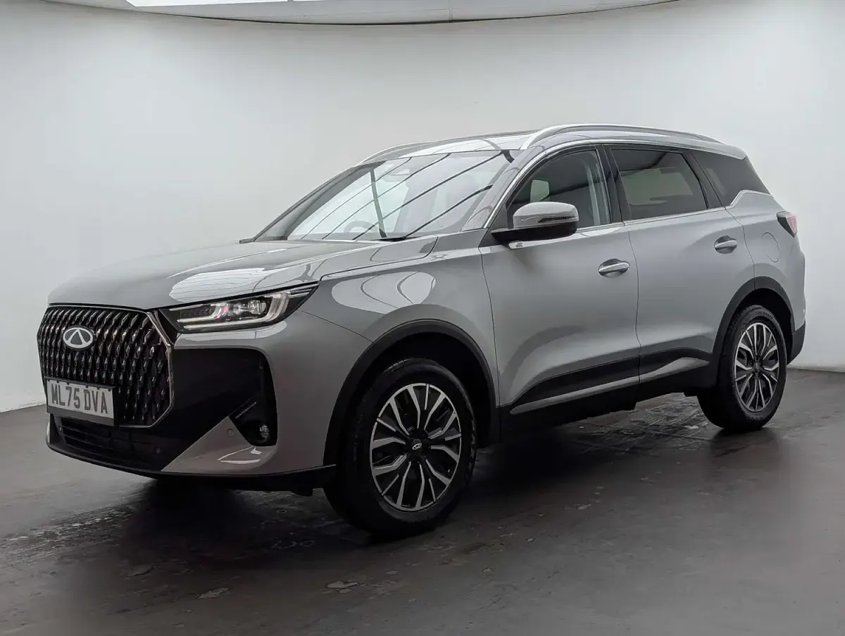 Used Chery Tiggo 7 235 HP (172 kW) 2025 Grey SUV