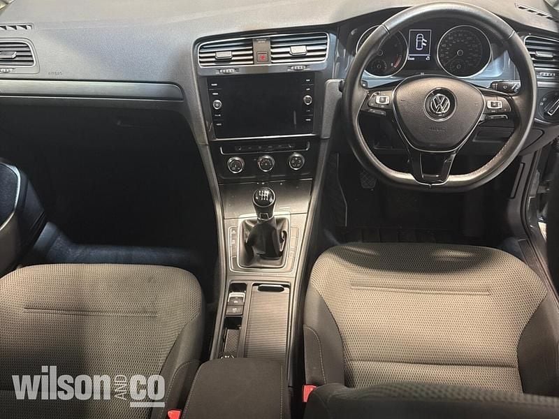 Used VW Golf VII SE 130 HP (95 kW) 2018 Grey Hatchback