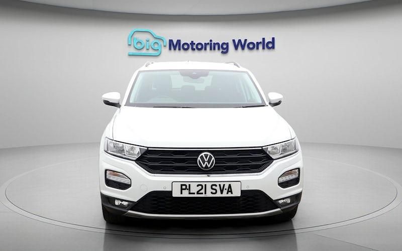 Used VW T-Roc Active 110 HP (80 kW) 2021 White SUV