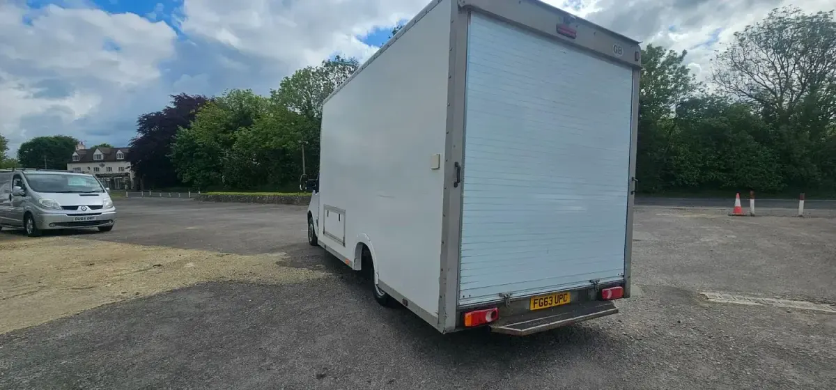 Begagnad Vauxhall Movano 125 HK (91 kW) 2013 Vit Minibuss