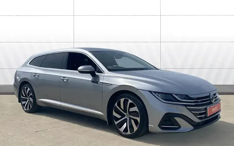 Used VW Arteon R-line 150 HP (110 kW) 2024 Estate