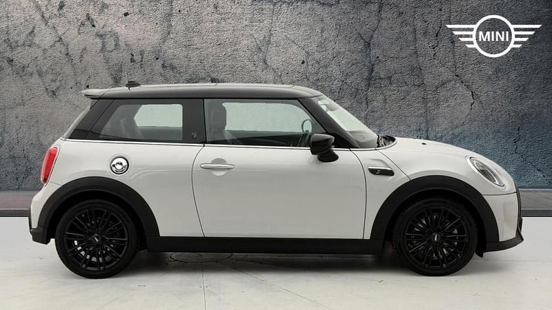 Usado Mini Cooper S Exclusive 176 HP (129 kW) 2021 Prateado Citadino