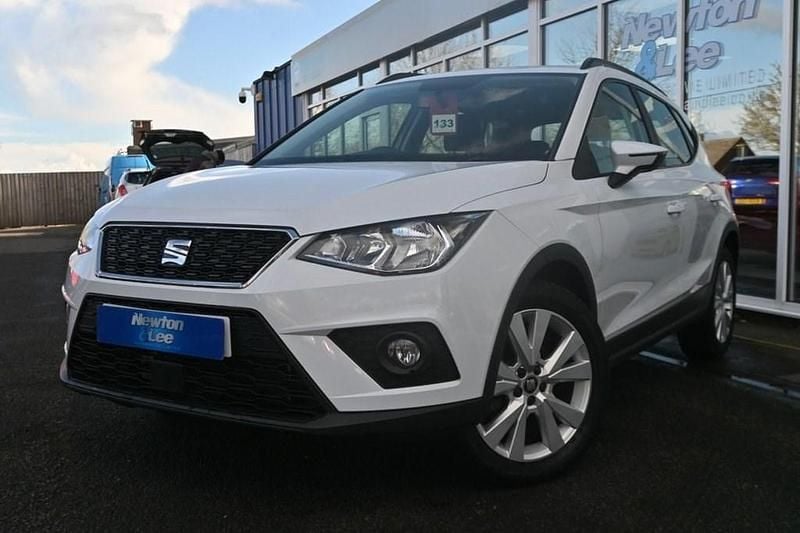 Used Seat Arona SE Technology 95 HP (69 kW) 2021 White SUV