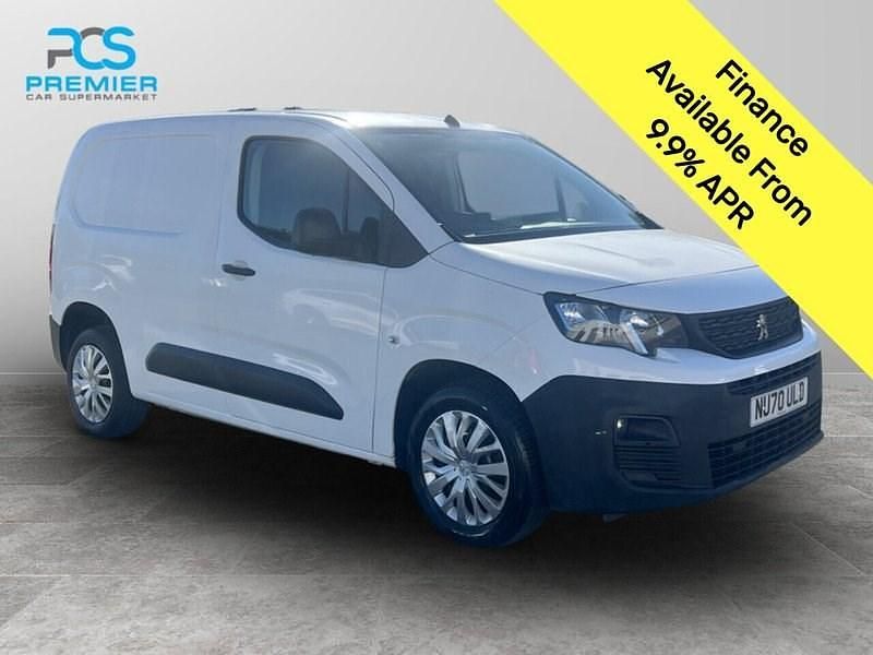 White Used 2020 Peugeot Partner Van | £7,400 (Good price) - Image 1/3