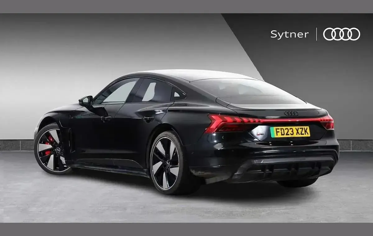 Used Audi RS e-tron GT Comfort 467 kW (636 HP) 2023 Black Sedan