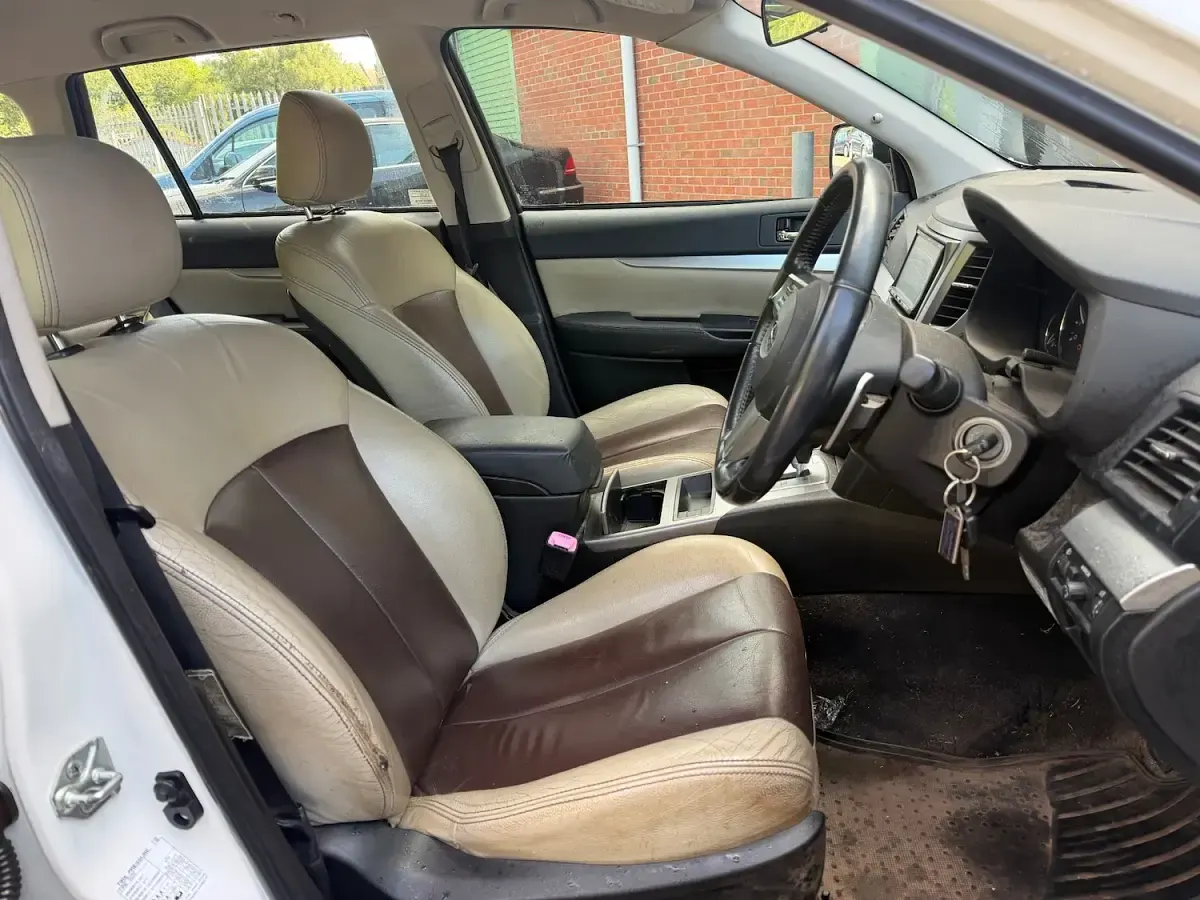 Used Subaru Legacy 2011 White Estate