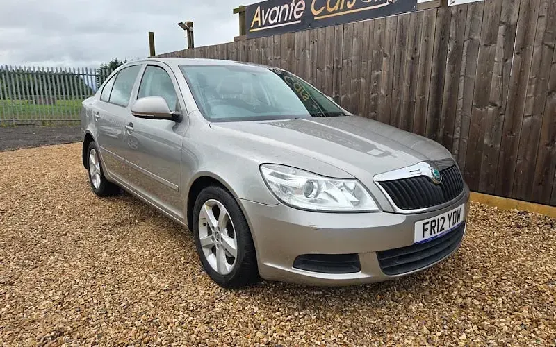 Used Skoda Octavia SE 105 HP (77 kW) 2012 Hatchback