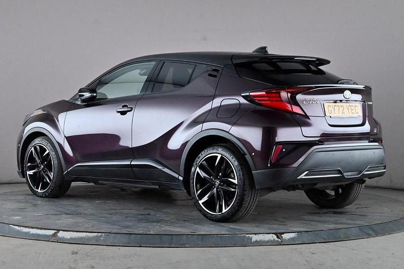 Used Toyota C-HR Sport 122 HP (89 kW) 2023 Mauve/purple SUV