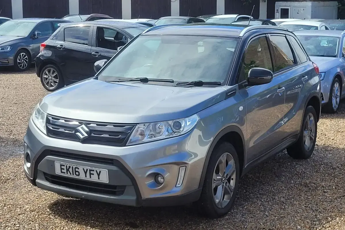 Used Suzuki Vitara SZ-T 120 HP (88 kW) 2016 Grey/black SUV