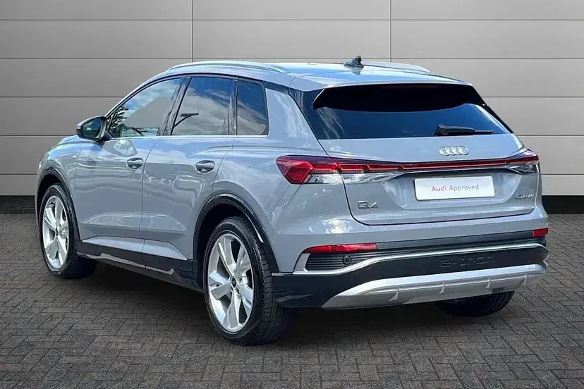 Used Audi Q4 e-tron S-Line 207 kW (282 HP) 2026 Pebble grey SUV