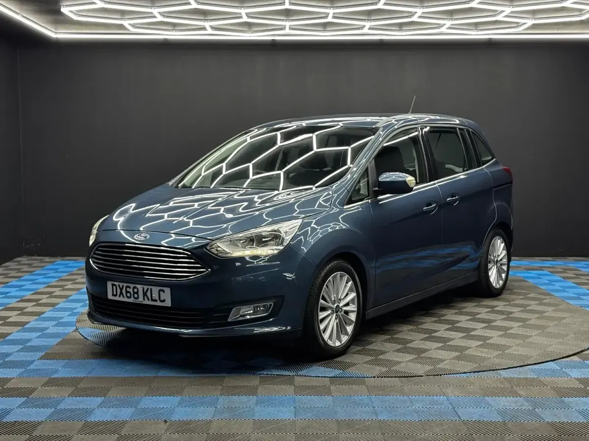 Used Ford Grand C-Max Titanium 2018 Blue MPV
