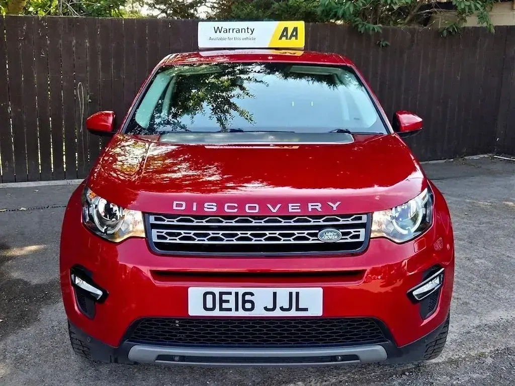Used Land Rover Discovery Sport SE 180 HP (132 kW) 2016 Red SUV