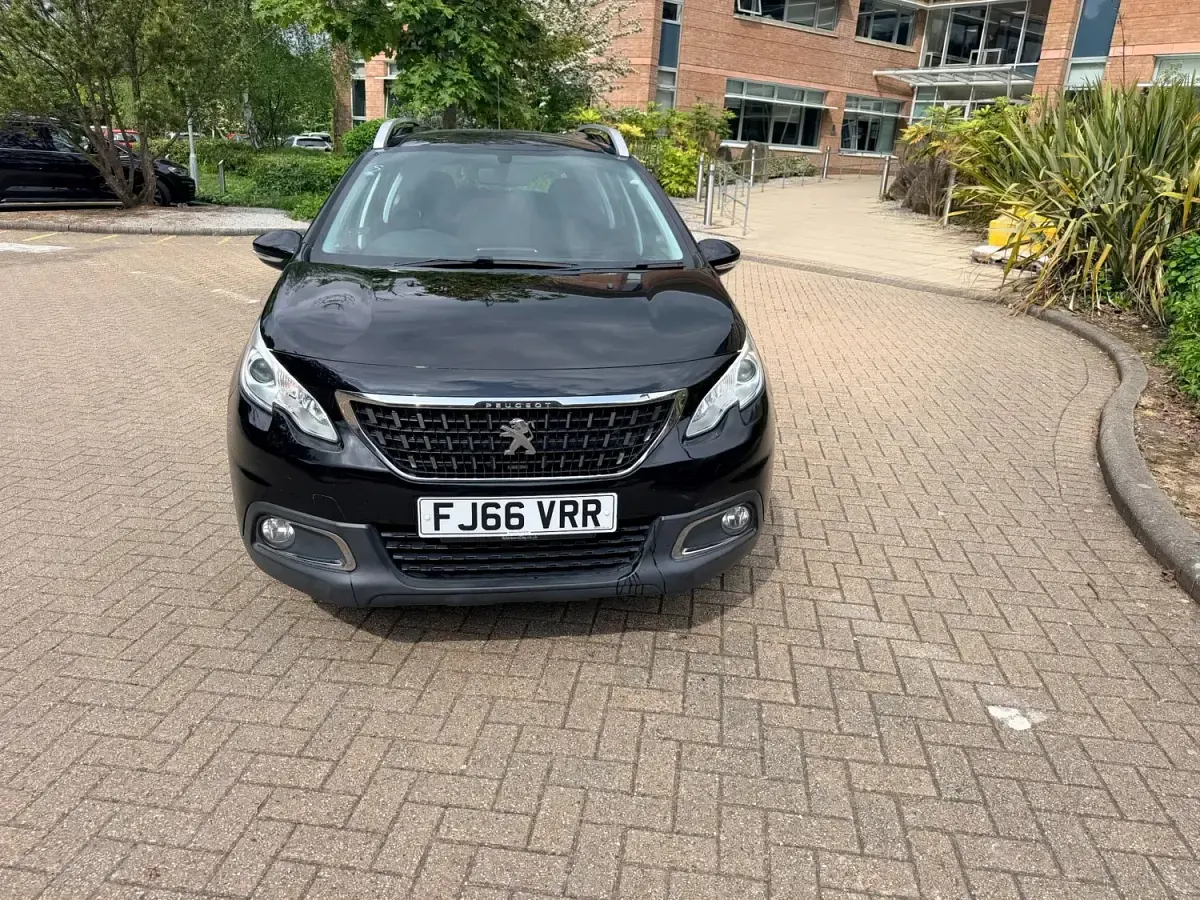 Begagnad Peugeot 2008 Active 2016 Svart SUV