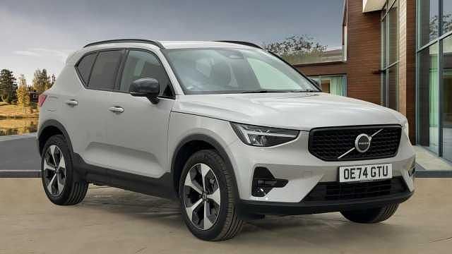 Used 2025 Volvo XC40 Plus SUV | £34,900 (A bit pricey) - Image 1/4
