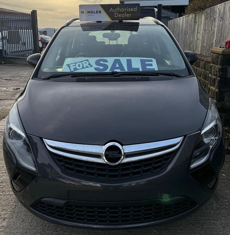 Used Vauxhall Zafira 2015 Grey MPV