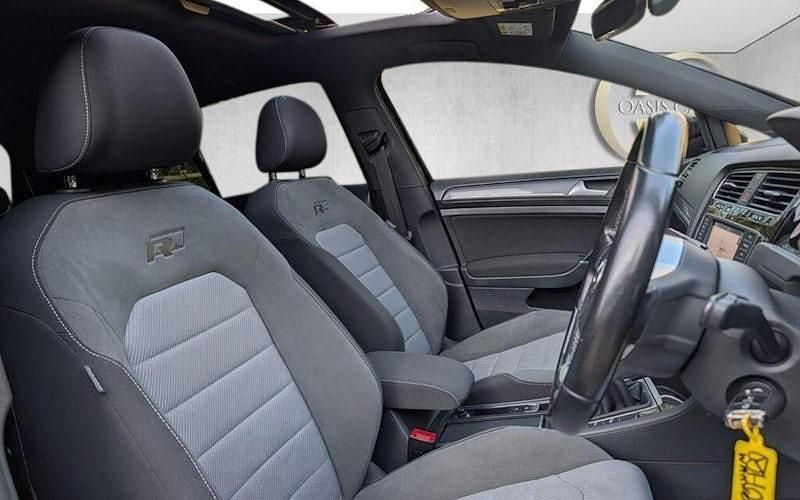 Used VW Golf VII R-line Edition 150 HP (110 kW) 2016 Black Hatchback