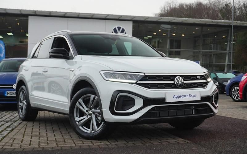 Used 2025 VW T-Roc R-line SUV | £31,490 (Expensive) - Image 1/3