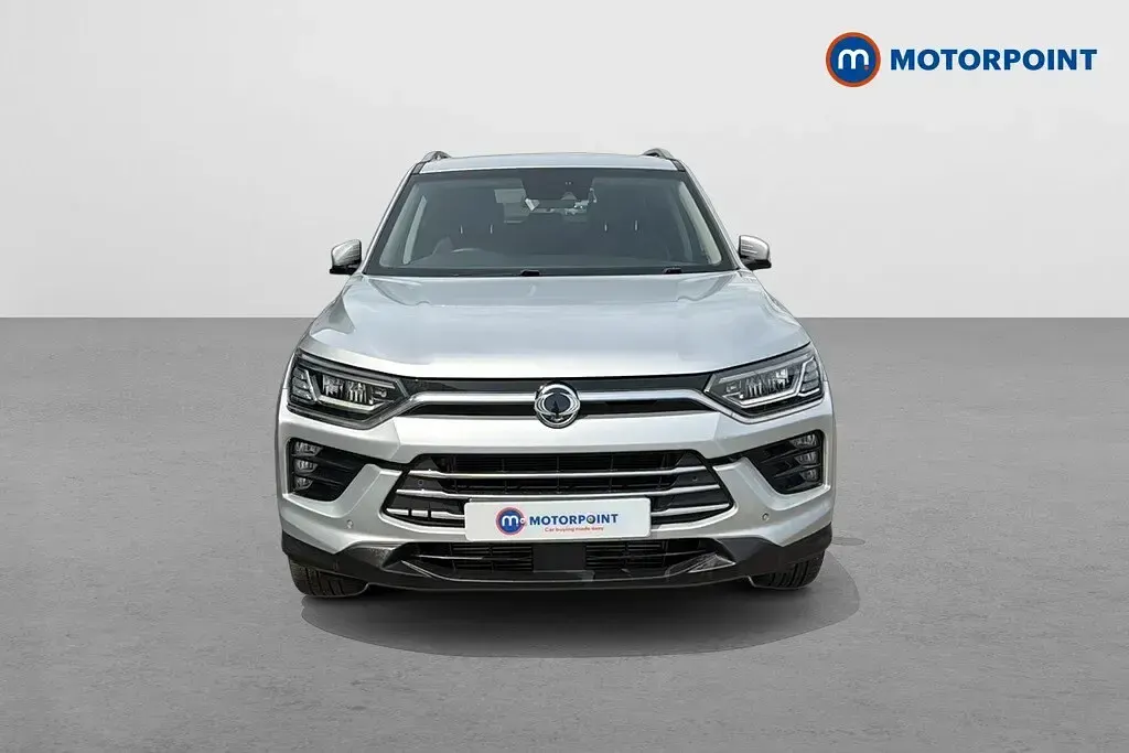 Used SsangYong Korando 163 HP (119 kW) 2020 Silver Estate