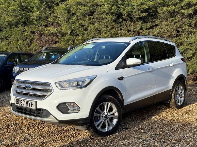 Used Ford Kuga Titanium 182 HP (133 kW) 2017 White SUV