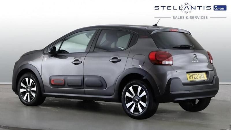 Usado Citroën C3 PureTech 82 HP (60 kW) 2022 Cinzento Citadino