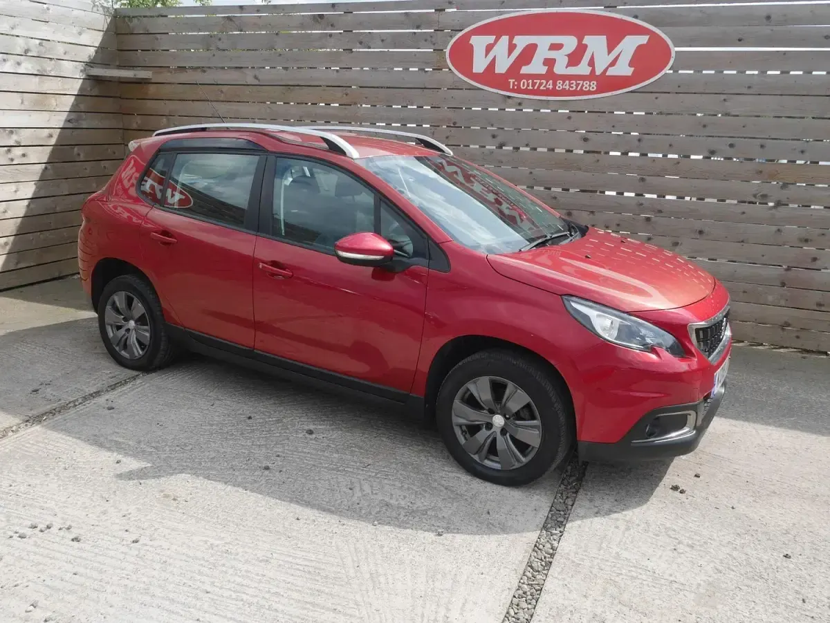 Used Peugeot 2008 Active 82 HP (60 kW) 2018 Red SUV