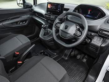 Used Peugeot Partner 131 HP (96 kW) 2026 White MPV