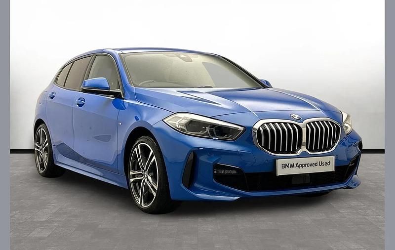Used BMW 118 M Sport 134 HP (98 kW) 2022 Blue Hatchback