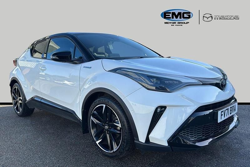 Used Toyota C-HR Sport 184 HP (135 kW) 2021 White/black SUV
