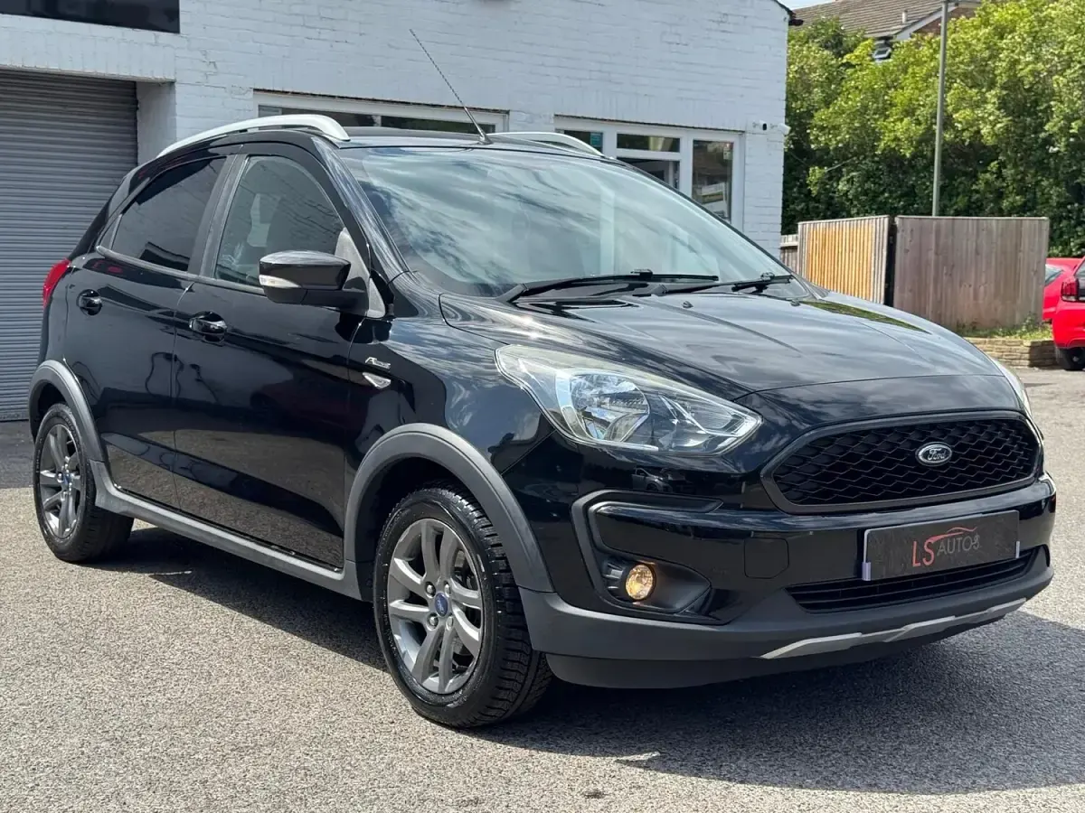 Used Ford Ka Plus Active 85 HP (62 kW) 2019 Black Hatchback