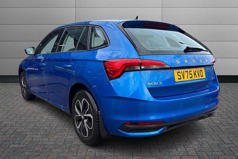 Used Skoda Scala SE 113 HP (83 kW) 2025 Race blue metallic Hatchback
