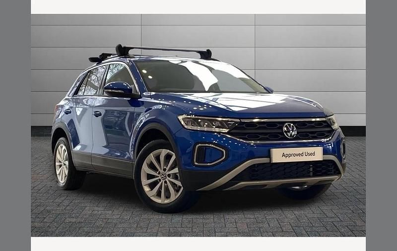 New VW T-Roc Match 150 HP (110 kW) 2026 Blue SUV