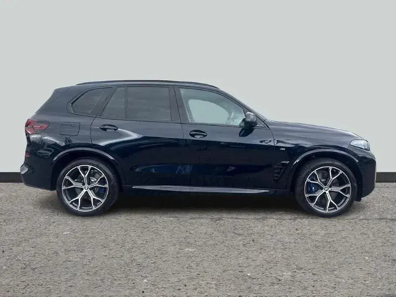 Used BMW X5 M M Sport 489 HP (359 kW) 2025 Black SUV