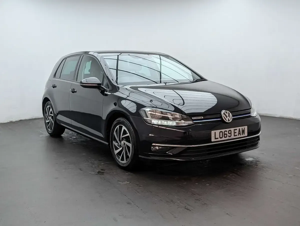 Used VW Golf VII Match 130 HP (95 kW) 2019 Black Hatchback