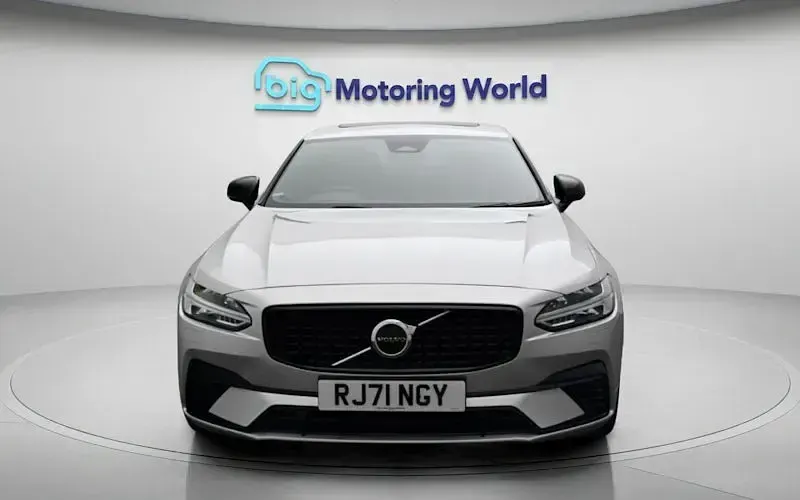Used Volvo S90 R-Design 390 HP (286 kW) 2021 Silver Sedan