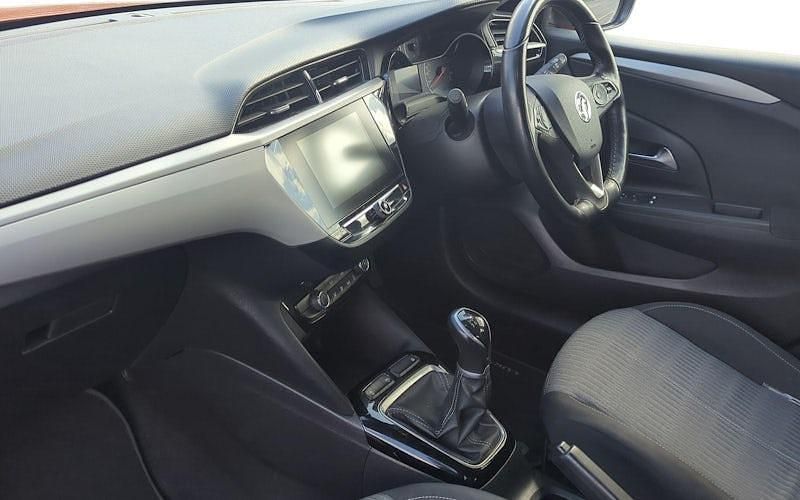 Używany Vauxhall Corsa 75 KM (55 kW) 2020 Pomarańczowy Hatchback